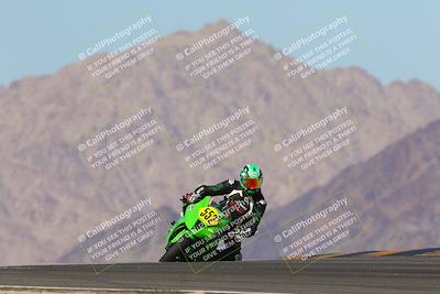 media/Oct-30-2022-CVMA (Sun) [[fb421c3cec]]/Race 11 Amateur Supersport Open/